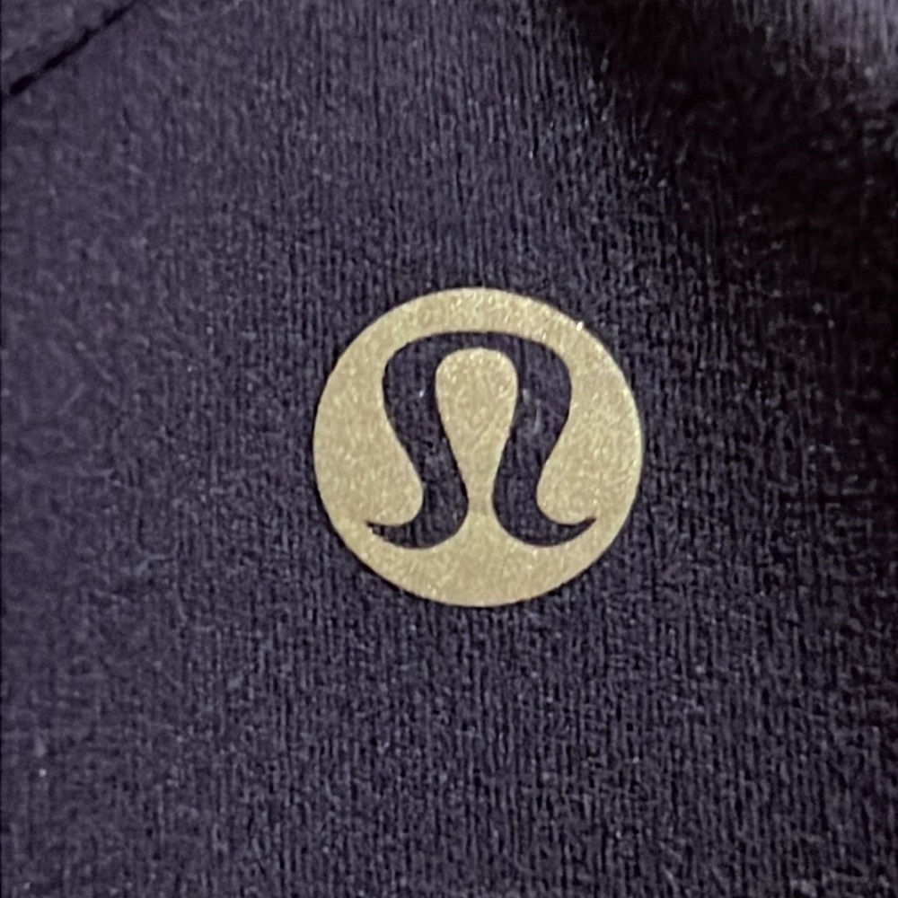 Lululemon Flow Y Nulu Bra Light Support, A–C Cups size 2 - Picture 7 of 8